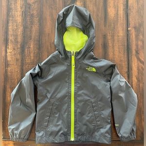 The North Face Zipline Rain Jacket, Boys XXS (size 5) Graphite Grey Color